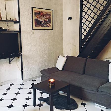 Apartman Paola Laurana Esterno foto
